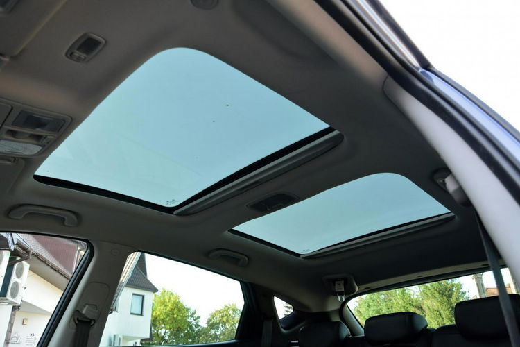 Hyundai ix35 Lift Premium 4WD Xenon Ledy Skóry Panorama Webasto 2xParkt Park Assist zdjęcie 25