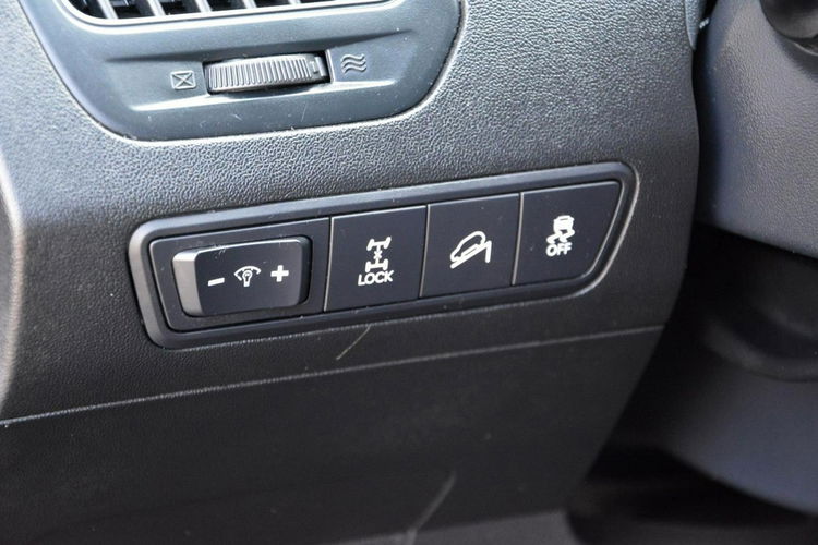 Hyundai ix35 Lift Premium 4WD Xenon Ledy Skóry Panorama Webasto 2xParkt Park Assist zdjęcie 30