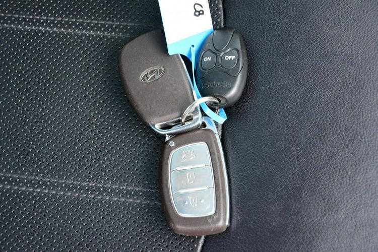 Hyundai ix35 Lift Premium 4WD Xenon Ledy Skóry Panorama Webasto 2xParkt Park Assist zdjęcie 35