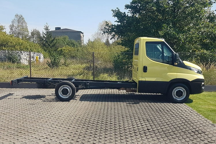 Iveco Daily PODWOZIE RAMA DO ZABUDOWY WIDEL KLIMA 35S13 MANUAL DMC 3500 KG zdjęcie 12