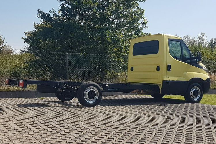 Iveco Daily PODWOZIE RAMA DO ZABUDOWY WIDEL KLIMA 35S13 MANUAL DMC 3500 KG zdjęcie 24