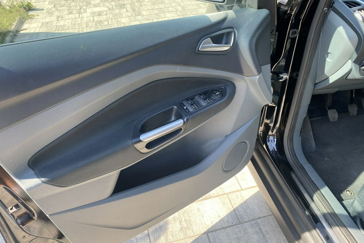 Ford C-Max Zwykłe 1.6 nie EcoBost - Niski oryginalny przebieg zdjęcie 16