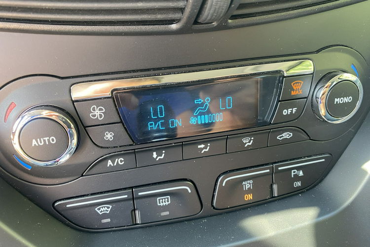 Ford C-Max Zwykłe 1.6 nie EcoBost - Niski oryginalny przebieg zdjęcie 21