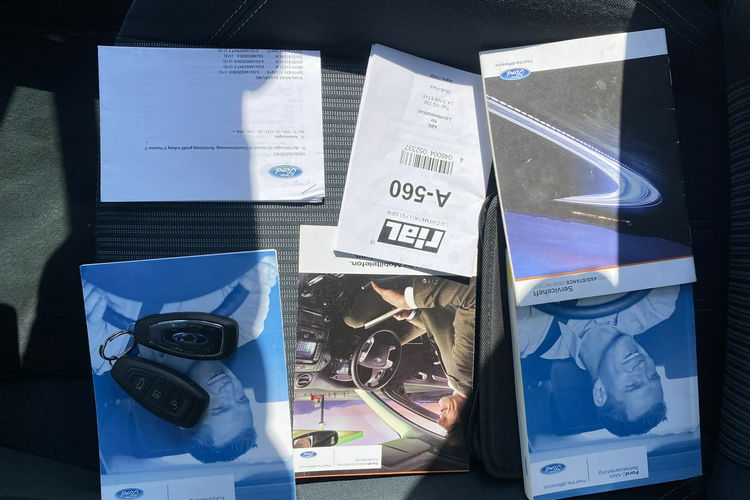 Ford C-Max Zwykłe 1.6 nie EcoBost - Niski oryginalny przebieg zdjęcie 37