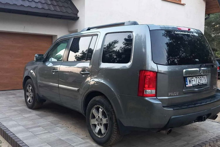 Honda Pilot 4X4WD 7-mio miejscowy TV DVD Szyberdach Podgrzewane fotele Hak zdjęcie 3