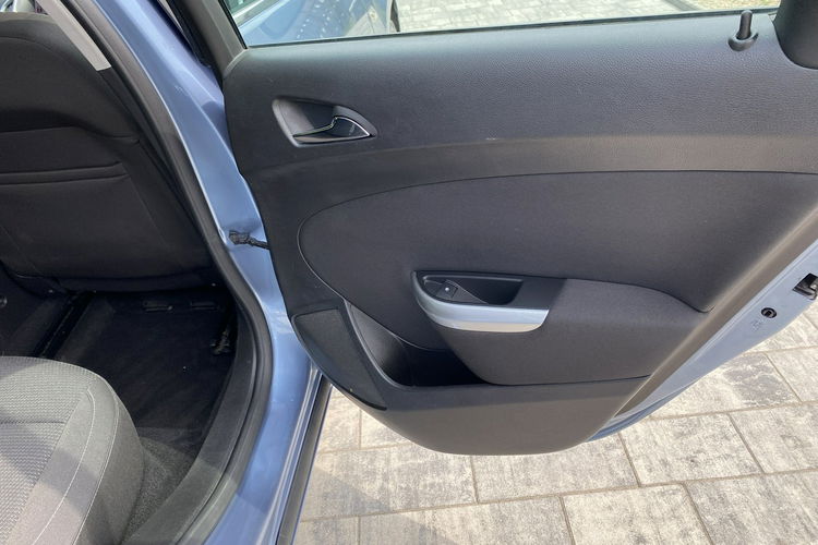 Opel Astra opłacone - zadbane zdjęcie 30