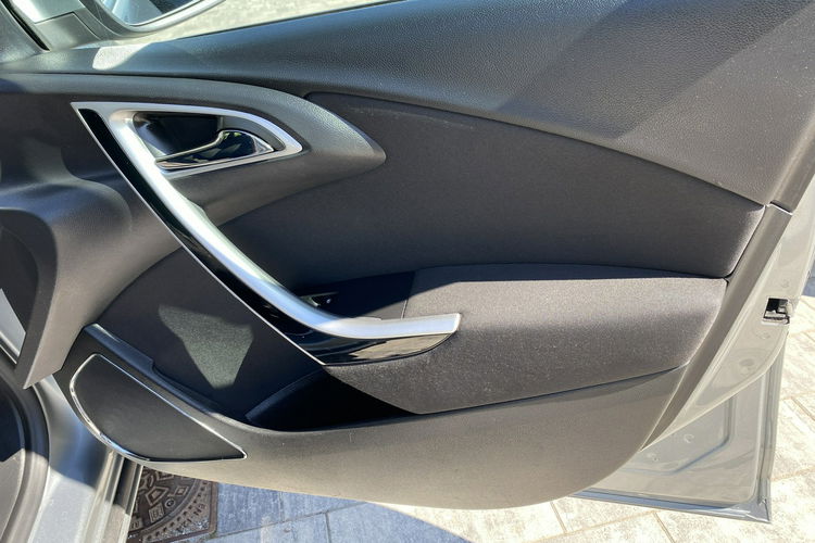 Opel Astra opłacone - zadbane zdjęcie 8