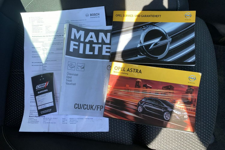 Opel Astra opłacone - zadbane zdjęcie 9