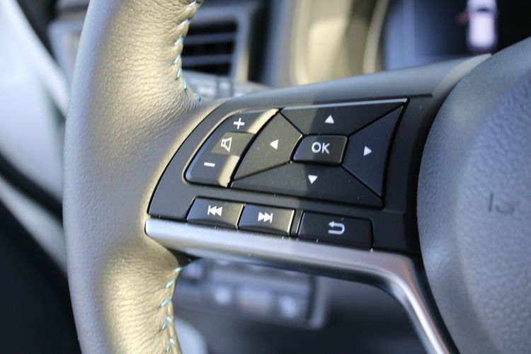 Nissan Leaf Acenta 40kWh F-vat Navi Kamera g. fotele zdjęcie 17