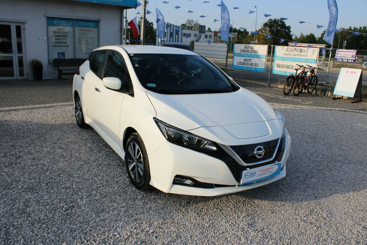 Nissan Leaf Acenta 40kWh F-vat Navi Kamera g. fotele zdjęcie 3