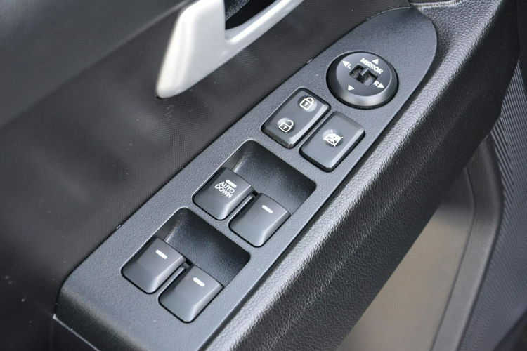 Sportage 1.6GDI(135KM) Lift Duża Navi Ledy Kamera Parktronic z Niemiec aso Kia zdjęcie 29