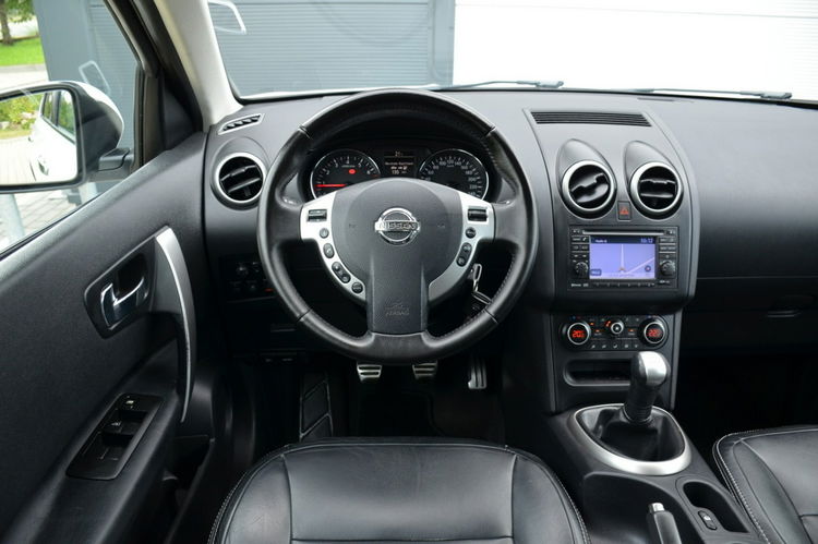 Nissan Qashqai Biały Zarejestrowany 1.6i 16V Lift Panorama Navi Skóra DVD Kamera zdjęcie 28