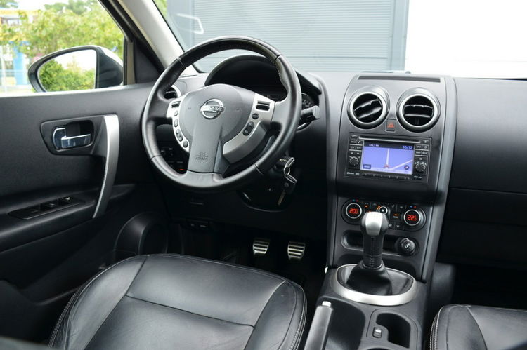 Nissan Qashqai Biały Zarejestrowany 1.6i 16V Lift Panorama Navi Skóra DVD Kamera zdjęcie 30