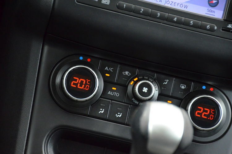 Nissan Qashqai Biały Zarejestrowany 1.6i 16V Lift Panorama Navi Skóra DVD Kamera zdjęcie 35