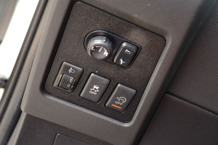 Nissan Qashqai Biały Zarejestrowany 1.6i 16V Lift Panorama Navi Skóra DVD Kamera zdjęcie 37