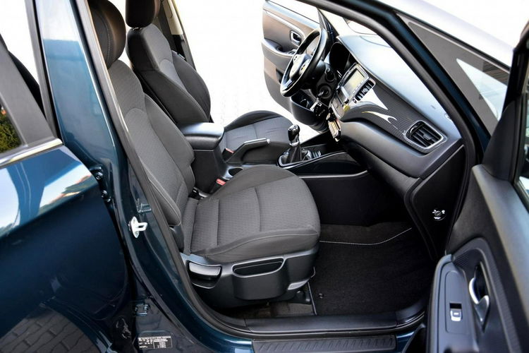 Carens 1.6Gdi(135KM) Lift 7-Foteli Ledy Navi Kamera 2xParkt. Aso Kia Model 18 zdjęcie 18