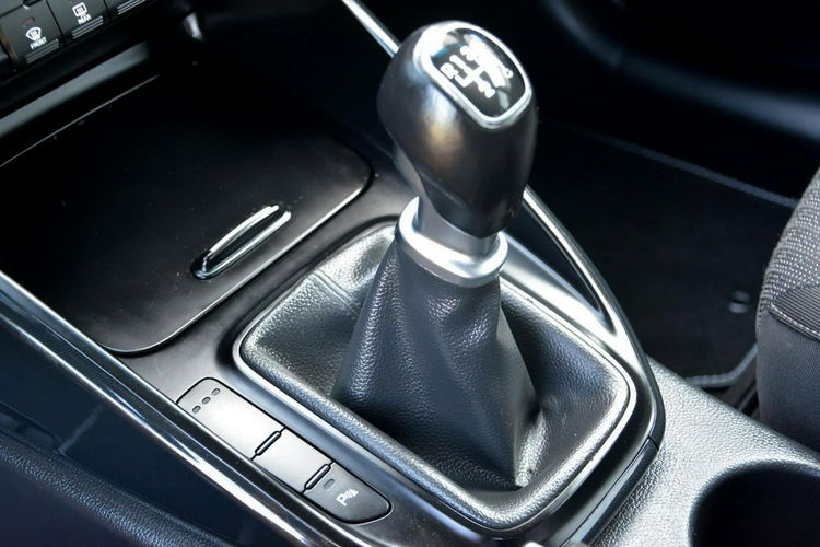 Carens 1.6Gdi(135KM) Lift 7-Foteli Ledy Navi Kamera 2xParkt. Aso Kia Model 18 zdjęcie 28