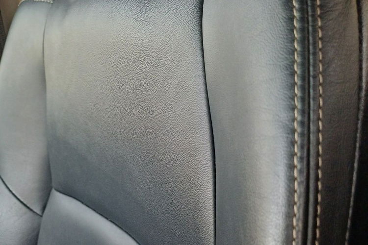 Toyota RAV-4 2.0 D-4D 124KM Nawigacja Kamera Cofania zdjęcie 28