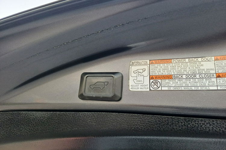 Toyota RAV-4 2.0 D-4D 124KM Nawigacja Kamera Cofania zdjęcie 35