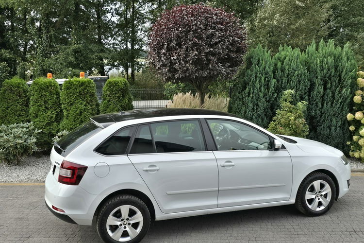 Skoda RAPID 1.0 TSI 95KM Style / Bezwypadkowa zdjęcie 16