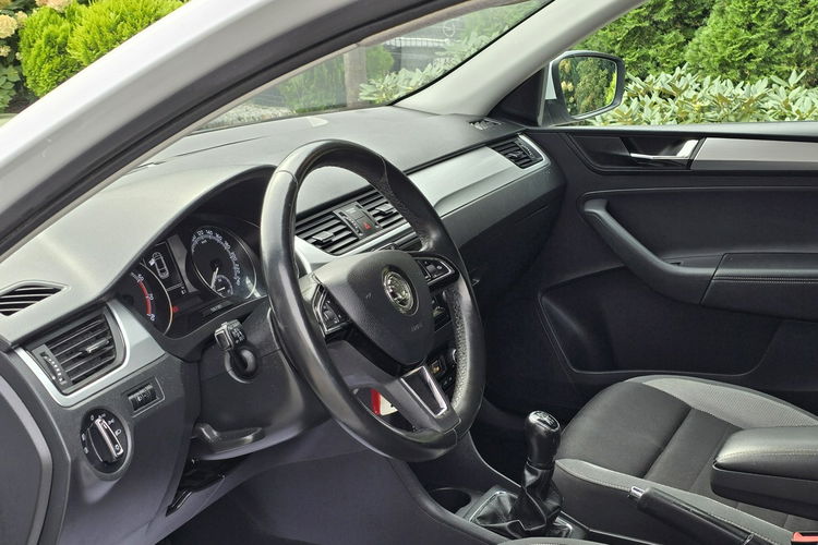 Skoda RAPID 1.0 TSI 95KM Style / Bezwypadkowa zdjęcie 7