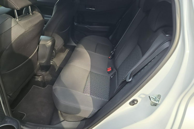 Toyota C-HR 1.8 HSD 122KM STYLE, salon Polska, gwarancja zdjęcie 19