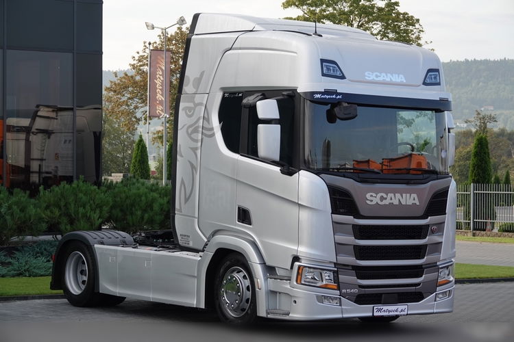 Scania R540 / LOW DECK /RETARDER / CAŁA NA PODUSZKACH / NOWE OPONY / SPROWADZONA / 2021 ROK zdjęcie 2