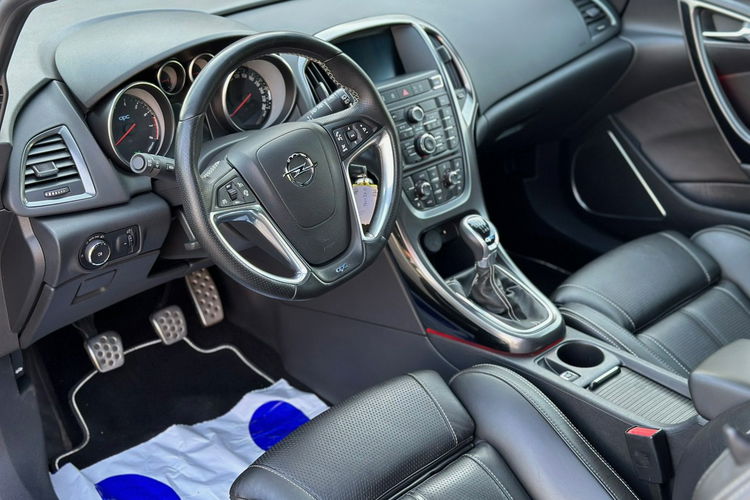 Opel Astra 2.0 Turbo OPC zdjęcie 6