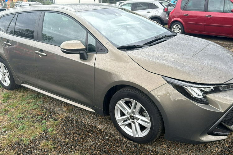 Toyota Corolla hybryda, navi, kamera, 23%VAT zdjęcie 7