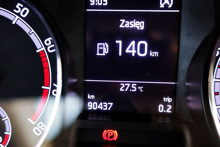 Skoda RAPID LED+PODGRZEWANE Fotele+Parktronik 3Lata GWARANCJA 1wł Kraj Bezwypad 4x2 zdjęcie 34