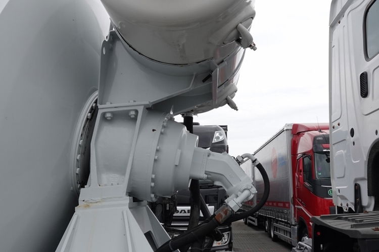 Mercedes AROCS / 8x4 / GRUSZKA 9m3 / BETONOMIESZARKA LIEBHERR / EURO 6 / ŁADOWNOŚĆ: 21 100 KG / zdjęcie 20