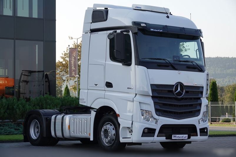 ciągnik siodłowy Mercedes zdjęcie 1