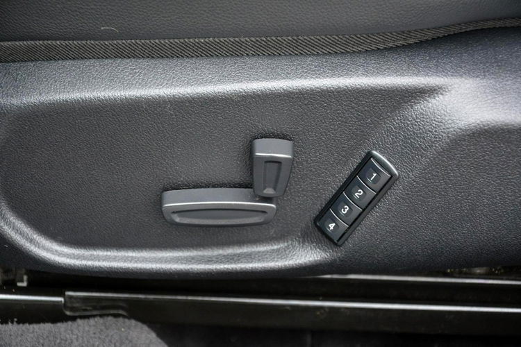 Ford Mondeo Titanium ST Radar Wentylacja bi-xenon Ledy Skóry Navi Kamera czer.nić zdjęcie 22