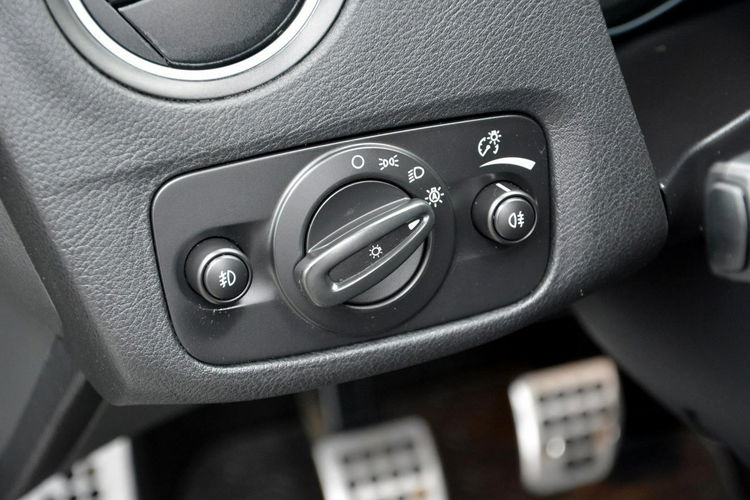Ford Mondeo Titanium ST Radar Wentylacja bi-xenon Ledy Skóry Navi Kamera czer.nić zdjęcie 31