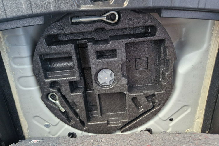 Nissan Qashqai Ledy. ASO.4x4. Skóra. Panorama. Bogato wyposażony. zdjęcie 12