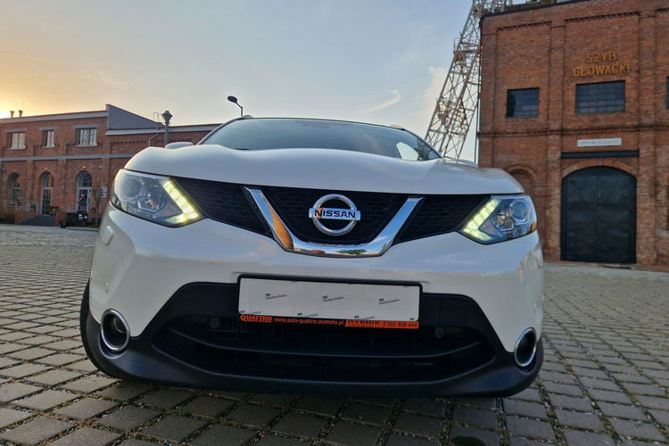 Nissan Qashqai Ledy. ASO.4x4. Skóra. Panorama. Bogato wyposażony. zdjęcie 3