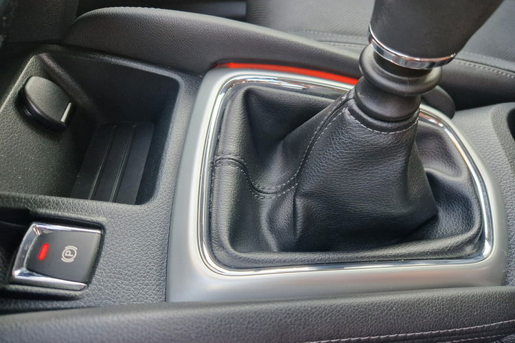 Nissan Qashqai Ledy. ASO.4x4. Skóra. Panorama. Bogato wyposażony. zdjęcie 38