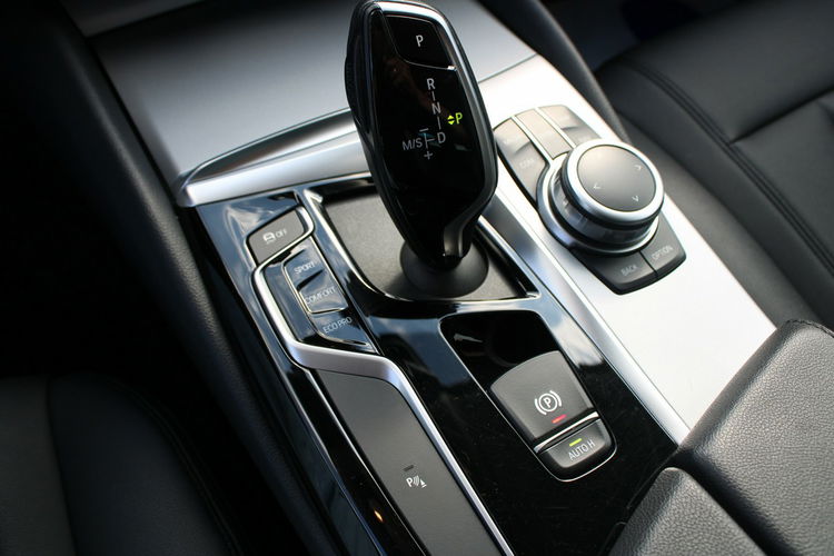 BMW 520 F-vat Salon Polska Gwarancja Head-Up Skóra zdjęcie 21