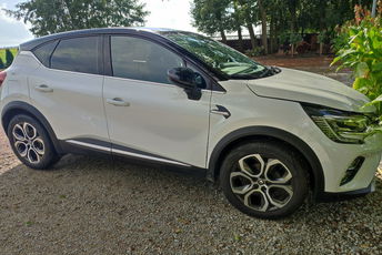 Renault Captur Renault Captur TCe Mild Hybrid 140 EDC GPF TECHNO