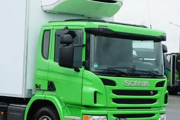 Scania / P 360 EURO 6 / CHŁODNIA + WINDA / 21 PALET / RETARDER zdjęcie 21