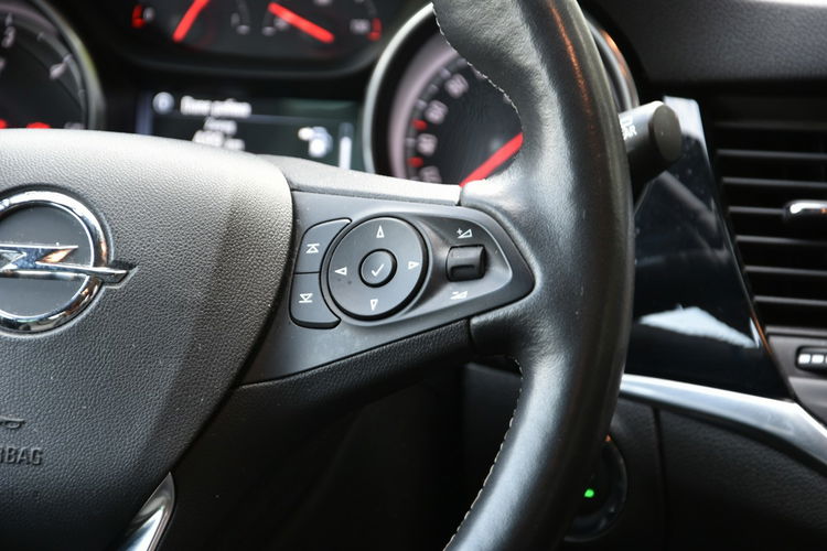 Opel Astra 1.6 Diesel Gwarancja Bogate Wyposażenie Zadbane zdjęcie 16