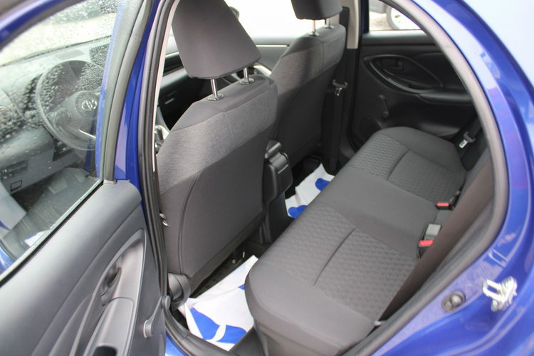 Toyota Yaris 1.5 HYBRID F-vat Comfort Salon Polska Kamera zdjęcie 23