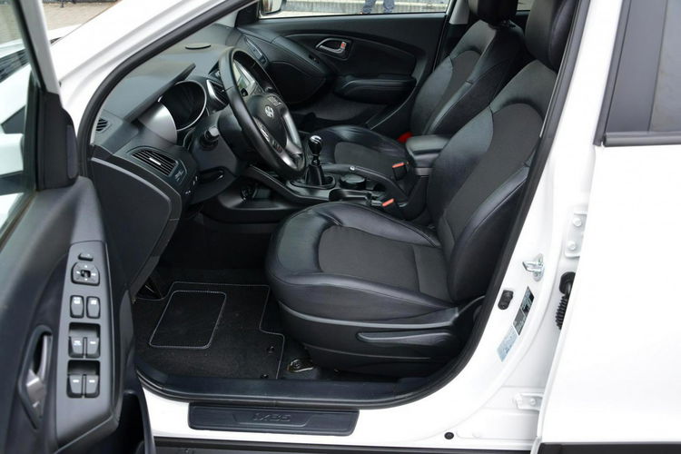 Hyundai ix35 Premium Lift Ledy Duża Navi Kamera Parktronic Skóry Niemiec zdjęcie 19