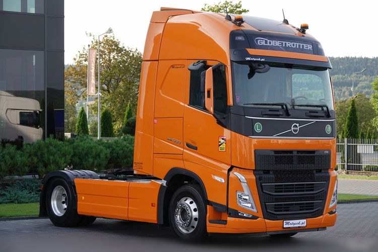 Volvo FH 500 / XXL / PEŁNY ADR / KLIMA POSTOJOWA / ALUSY / SALON POLSKA / PO ZŁOTYM KONTRAKCIE SERWISOWYM zdjęcie 2