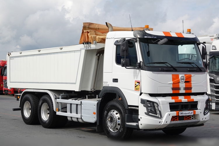 Volvo FMX 380 / 6x4 / WYWROTKA / 2019 / OŚ PODNOSZONA / ŁADOWNOŚĆ: 15 500 KG / WAGA: 10.500 KG / TYLNOZSYP / EURO 6 / zdjęcie 16