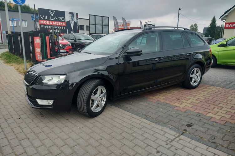 Skoda Octavia 2.0 TDi 150KM Klimatronic Navi zdjęcie 10