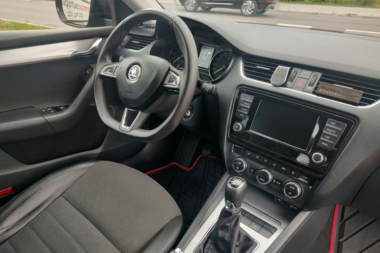 Skoda Octavia 2.0 TDi 150KM Klimatronic Navi zdjęcie 23