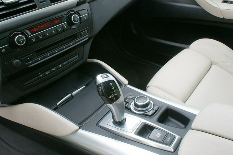 BMW X6 zdjęcie 27