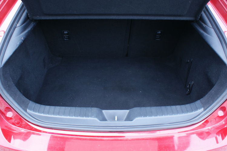 Mazda 3 zdjęcie 32