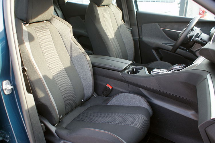 Peugeot 3008 zdjęcie 11